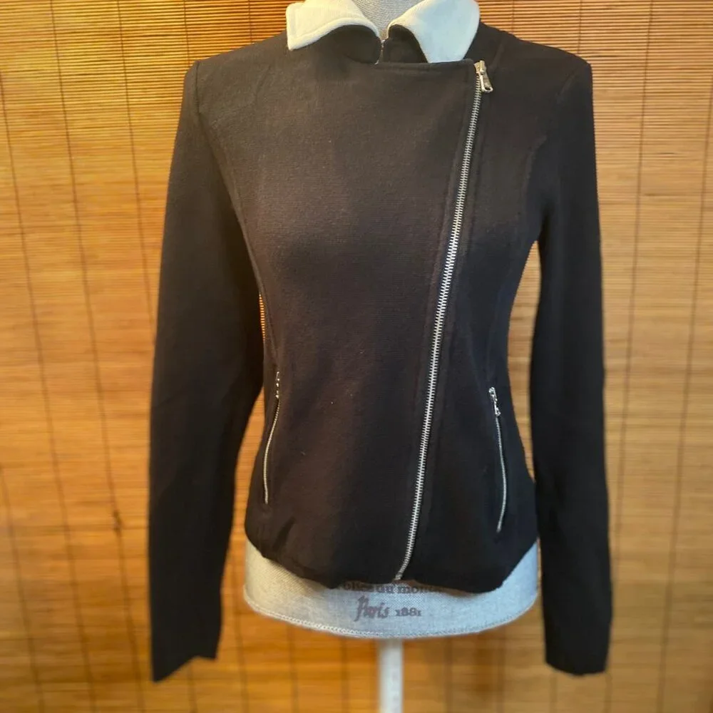 Lauren Ralph Lauren Black & White Sweater Jacket Off Set Zipper Detail Size MP - Picture 3 of 10